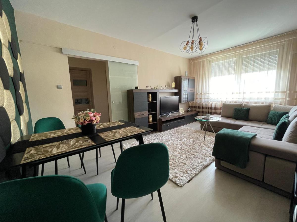 Bella Apartman Debrecen Eksteriør bilde